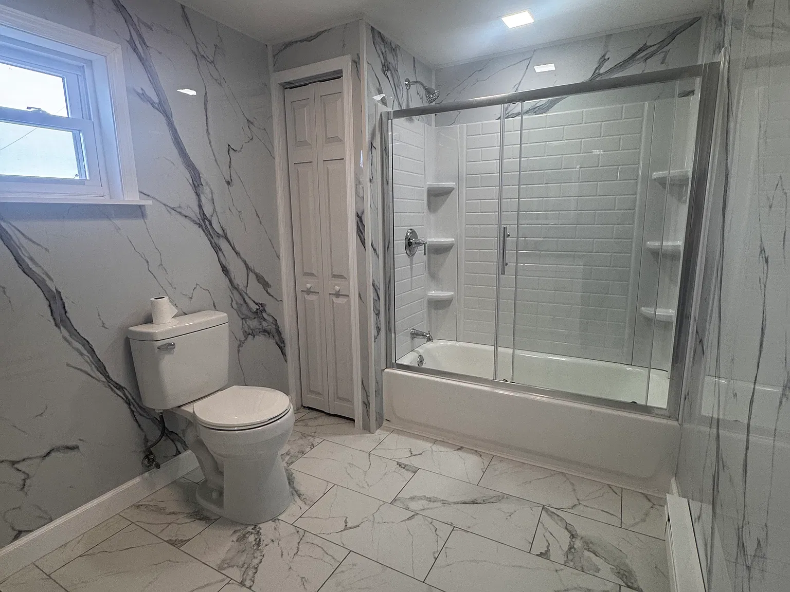 4 bed, 1450 sqft, $2,250 — Photo 4