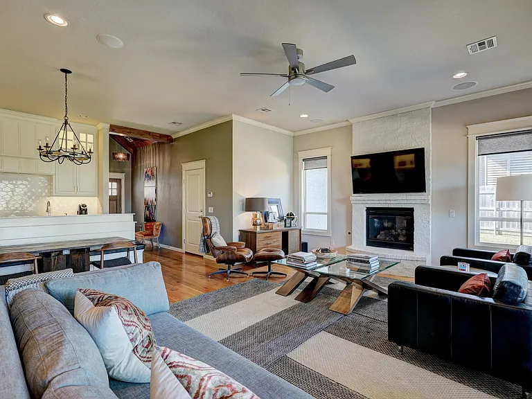 3217 Clock Tower Cir — Photo 11