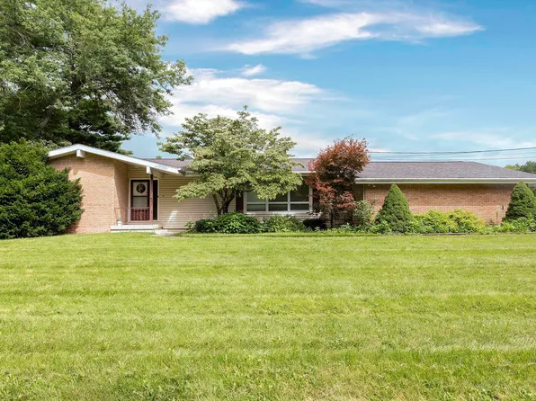 54074 Echo Ln, Bristol, IN 46507
