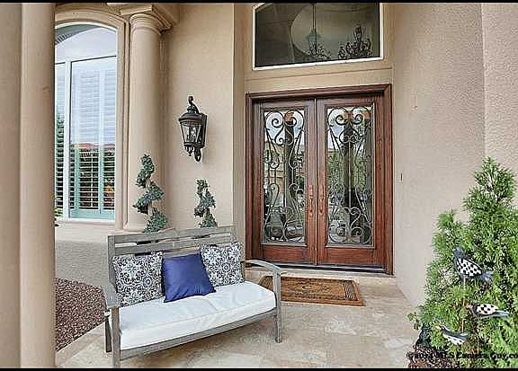 2nd image of 1120 Calle Parque Dr