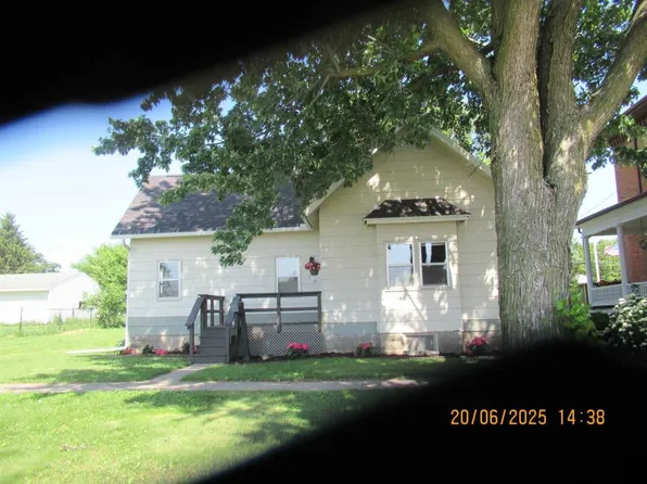 302 Meridian St, Tipton, IA 52772