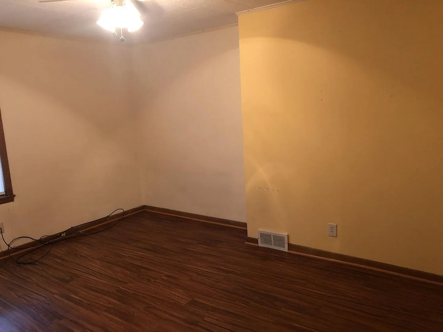 1202 Chandler St. — Photo 4