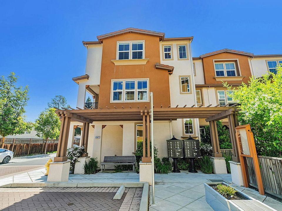 1st image of 4567 Huntington Ln