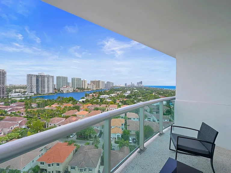 19370 Collins Ave #1622 — Photo 3