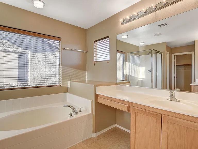9033 Quintessa Cove St — Photo 24