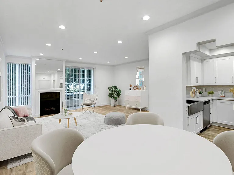 311 S. Swall Drive Apartments — Photo 38