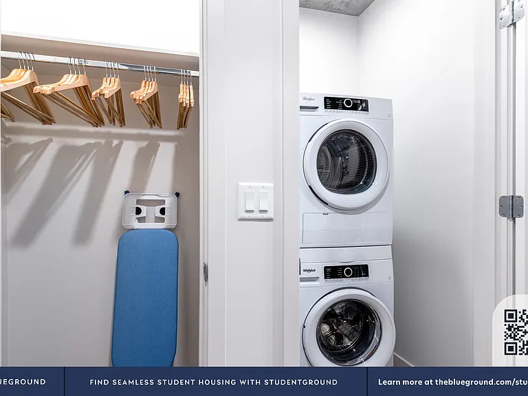 Washer/Dryer in Apartment