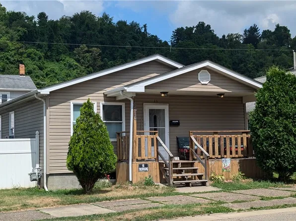 4215 Noble St, Bellaire, OH 43906