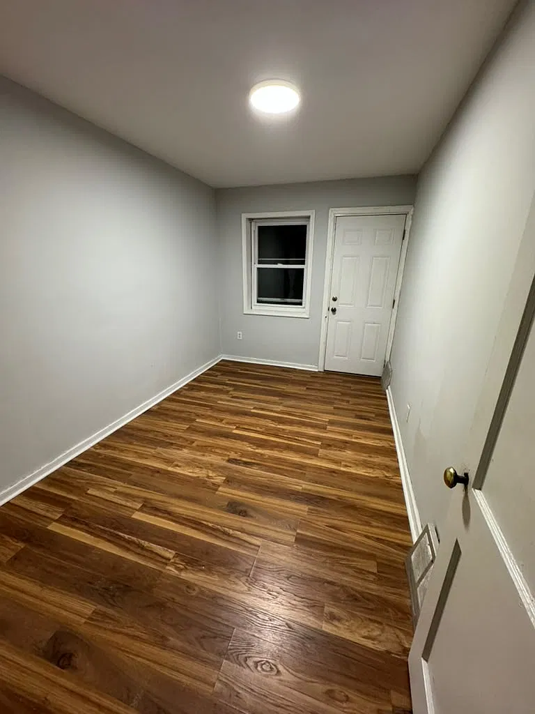 3 bed, $1,850 — Photo 4