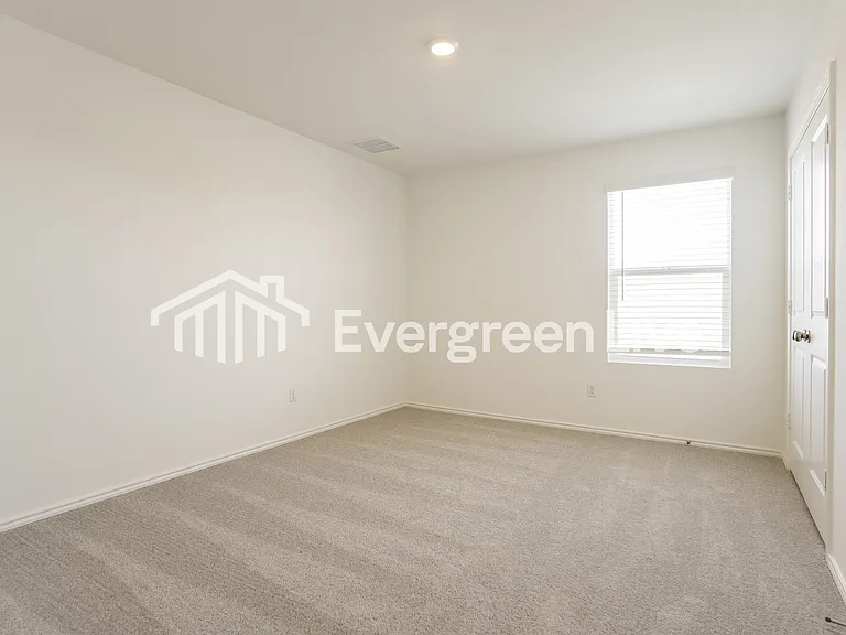 1410 Roaming Oak Bnd — Photo 6