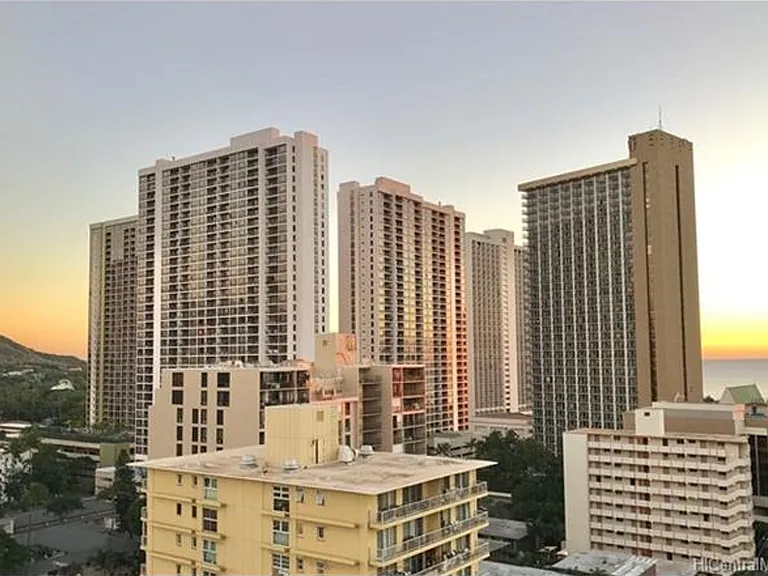 320 Liliuokalani Ave #1701 — Photo 1
