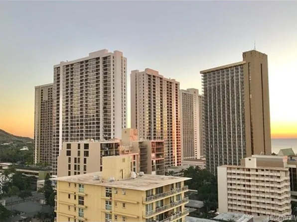 320 Liliuokalani Ave APT 1701, Honolulu, HI 96815