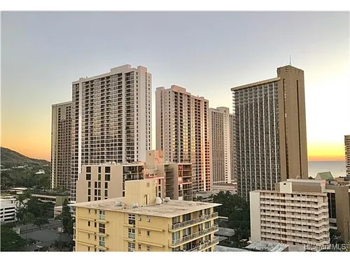 320 Liliuokalani Ave Photo 1