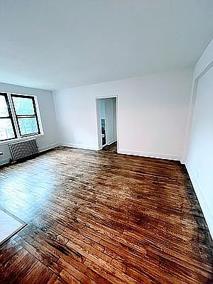 2nd image of 1419 New York Ave APT 3B