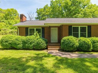 2017 Allen Rd, Hamptonville, NC 27020