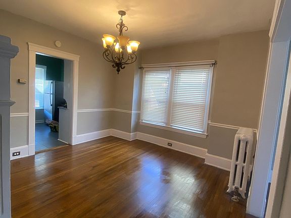 2nd image of 1420 Rosewood Ave #1