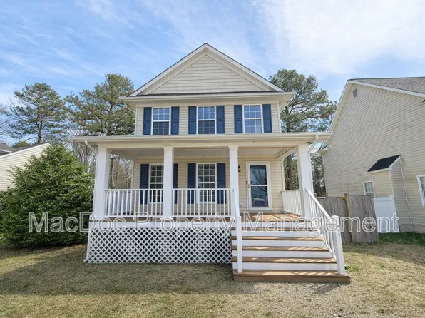 238 5th St, Colonial Beach, VA 22443