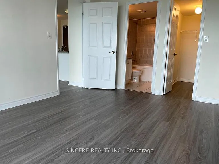 35 Hollywood Ave #1922 — Photo 19