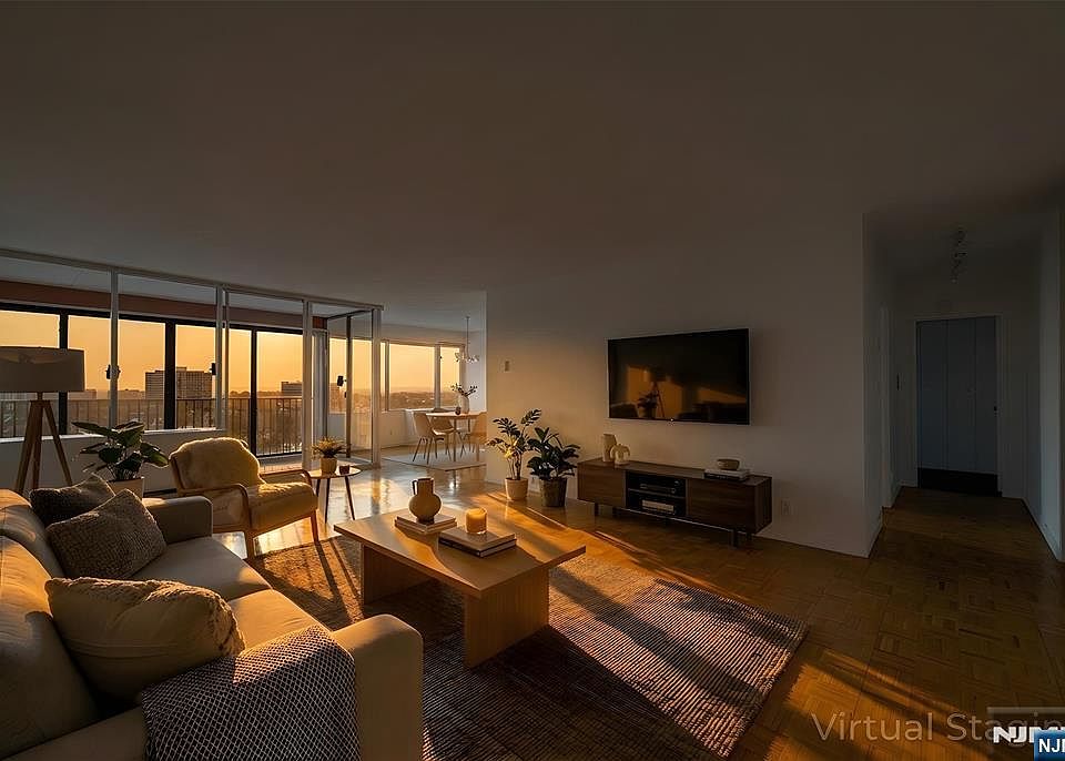 1st image of 6 Horizon Rd APT 1508