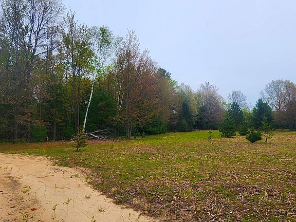 4th image of 2187 W Koenig Rd