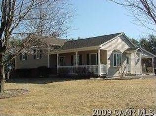 217 Hermitage Rd, Staunton, VA 24401