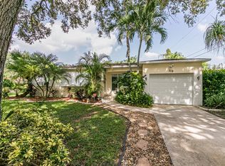 518 S 58th Ct, Hollywood, FL 33023