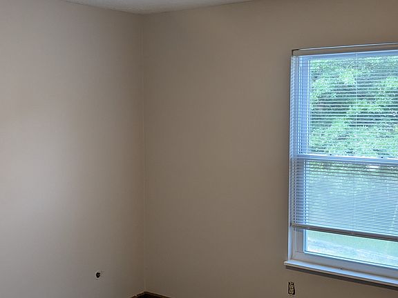 5th image of 1393 Beechnut Dr