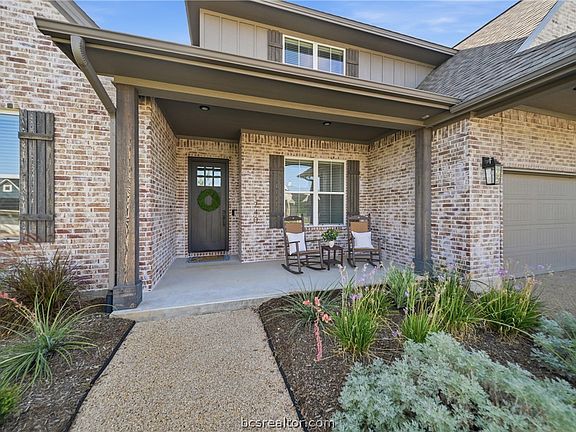 4th image of 1740 Blanco Bend Dr
