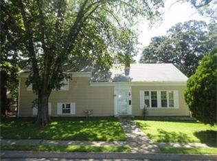 817 S Spring St, Nevada, MO 64772