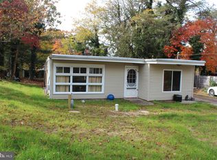 322 Linden Ln, Mount Laurel, NJ 08054