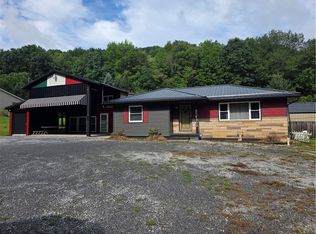 302 Apple St, Weedville, PA 15868