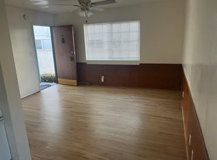 143 N Hamilton Dr APT D, Beverly Hills, CA 90211