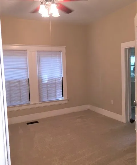 1080 Curran St NW — Photo 14