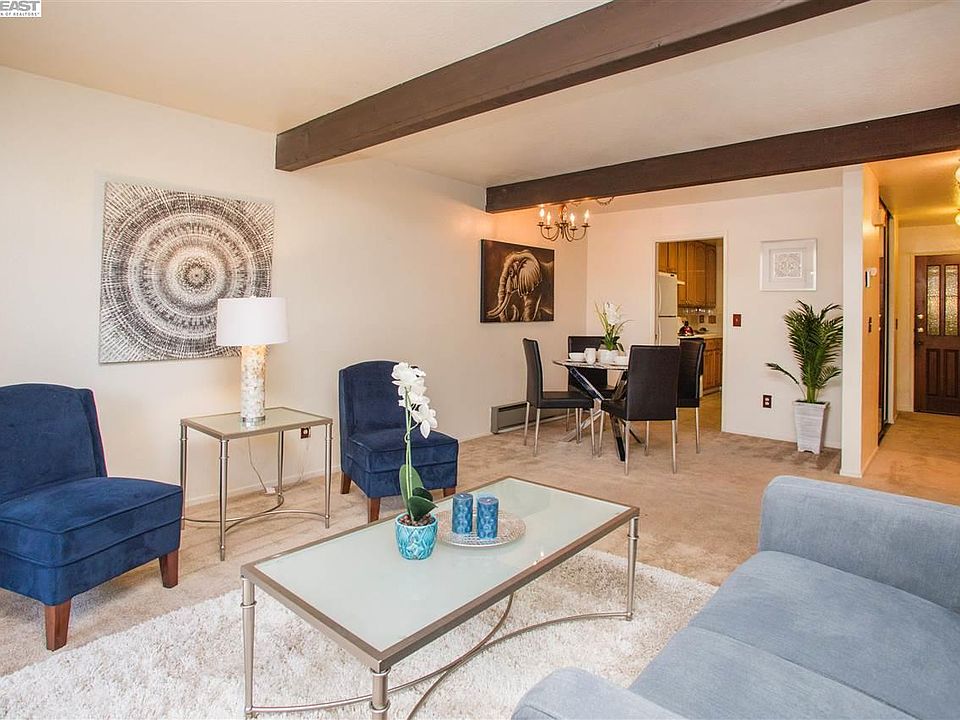 1st image of 16405 Saratoga St #103W