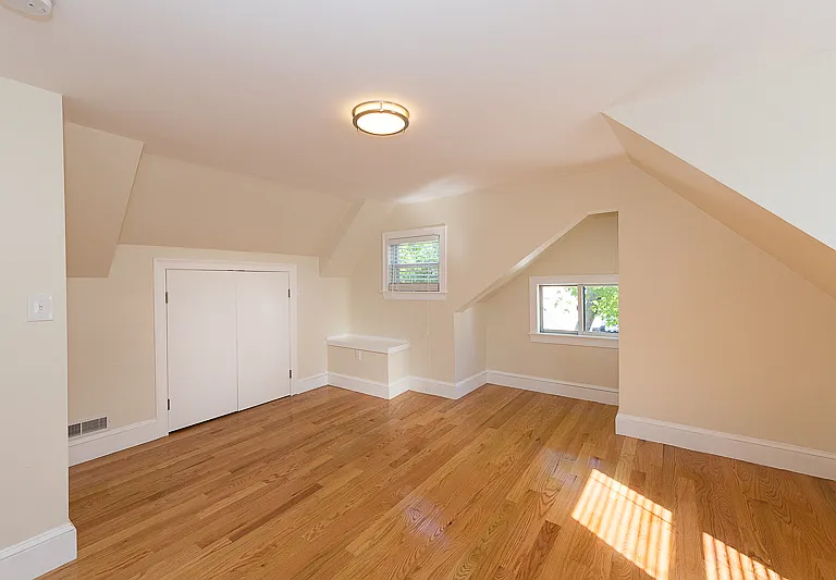 9 Rock Valley Ave #2 — Photo 17