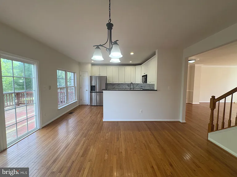 24652 Kings Canyon Sq — Photo 6