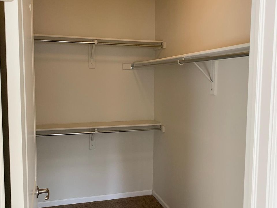 2nd image of 414 Union St APT 203