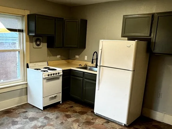 1000 Warm Springs Ave APT 2, Huntingdon, PA 16652