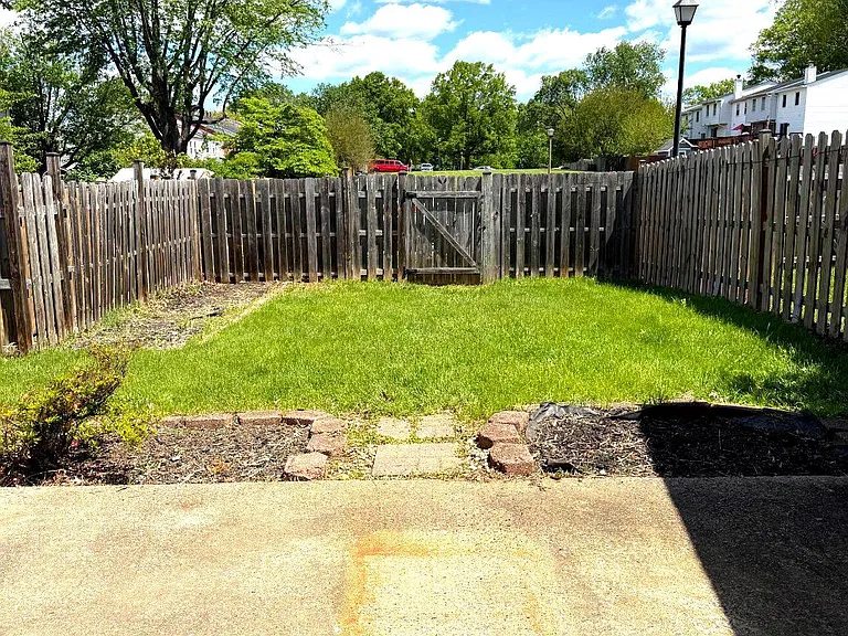338 Nansemond St SE — Photo 18