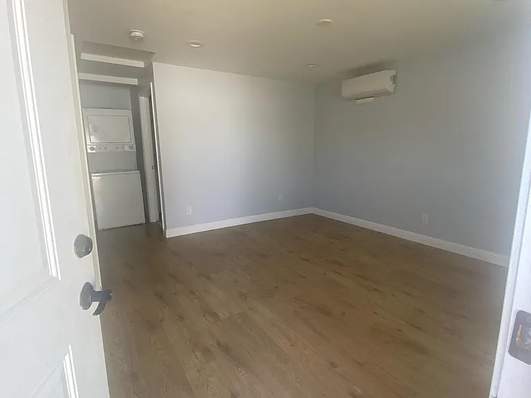 17506 Martha St — Photo 12