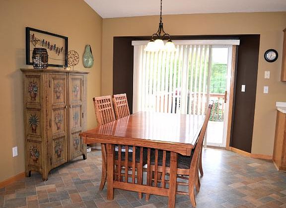4th image of 1106 Ashwood Ct