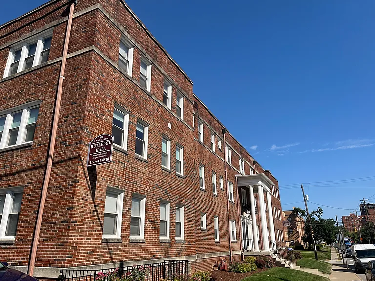600 S Negley Ave — Photo 17