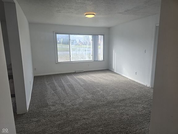 5th image of 4407-4409 Mann Rd