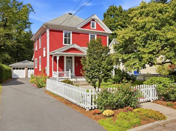 211 Crescent St, Northampton, MA 01060