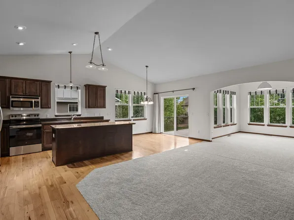 4902 Brooklyn Ln, Eagan, MN 55123