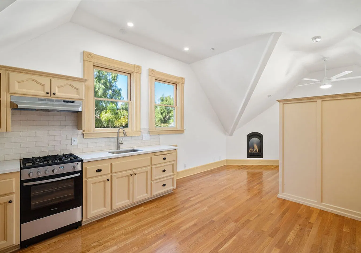 1314 Palm St — Photo 1