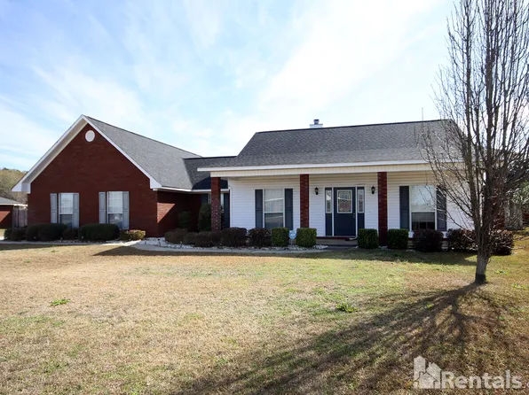 104 Britt Dr, Enterprise, AL 36330