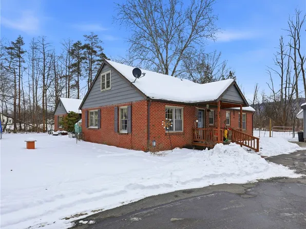 27 E Tioga St, Spencer, NY 14883