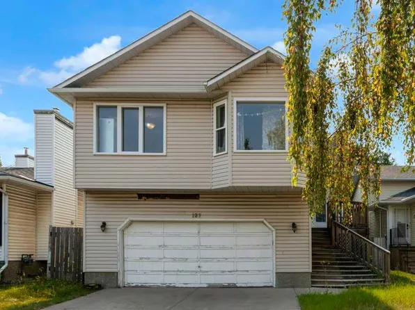 127 W Scenic Cove Cir NW, Calgary, AB T3L 1M5
