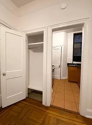 Rented by Waverly Realty Associates | media 8